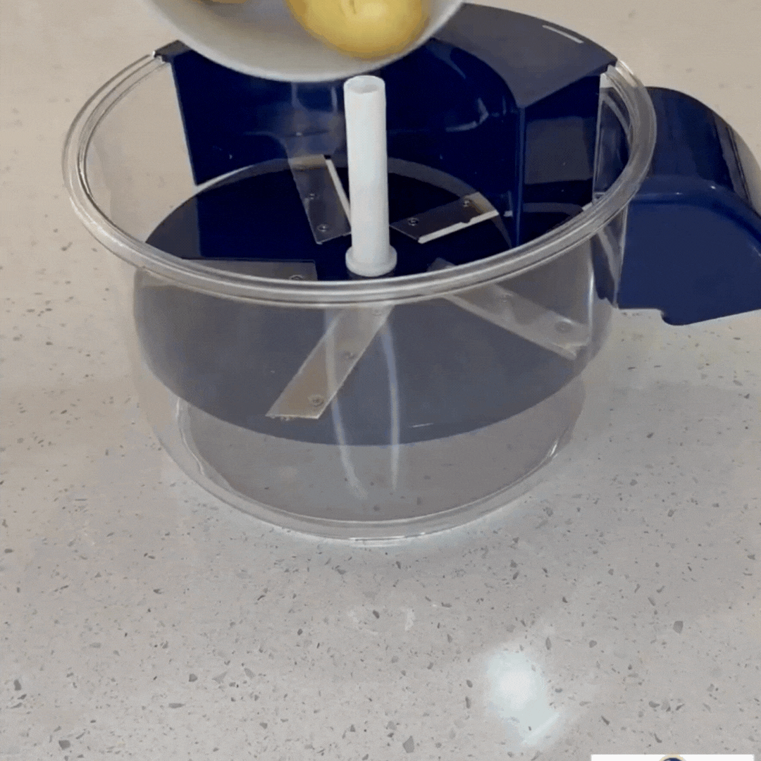 Pro Peeler™ Pelatutto automatico. Sbuccia senza sforzo, senza sporcare.